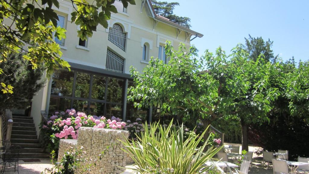 Hotel De Charme L'Oree Du Parc Romans-sur-Isère Kültér fotó